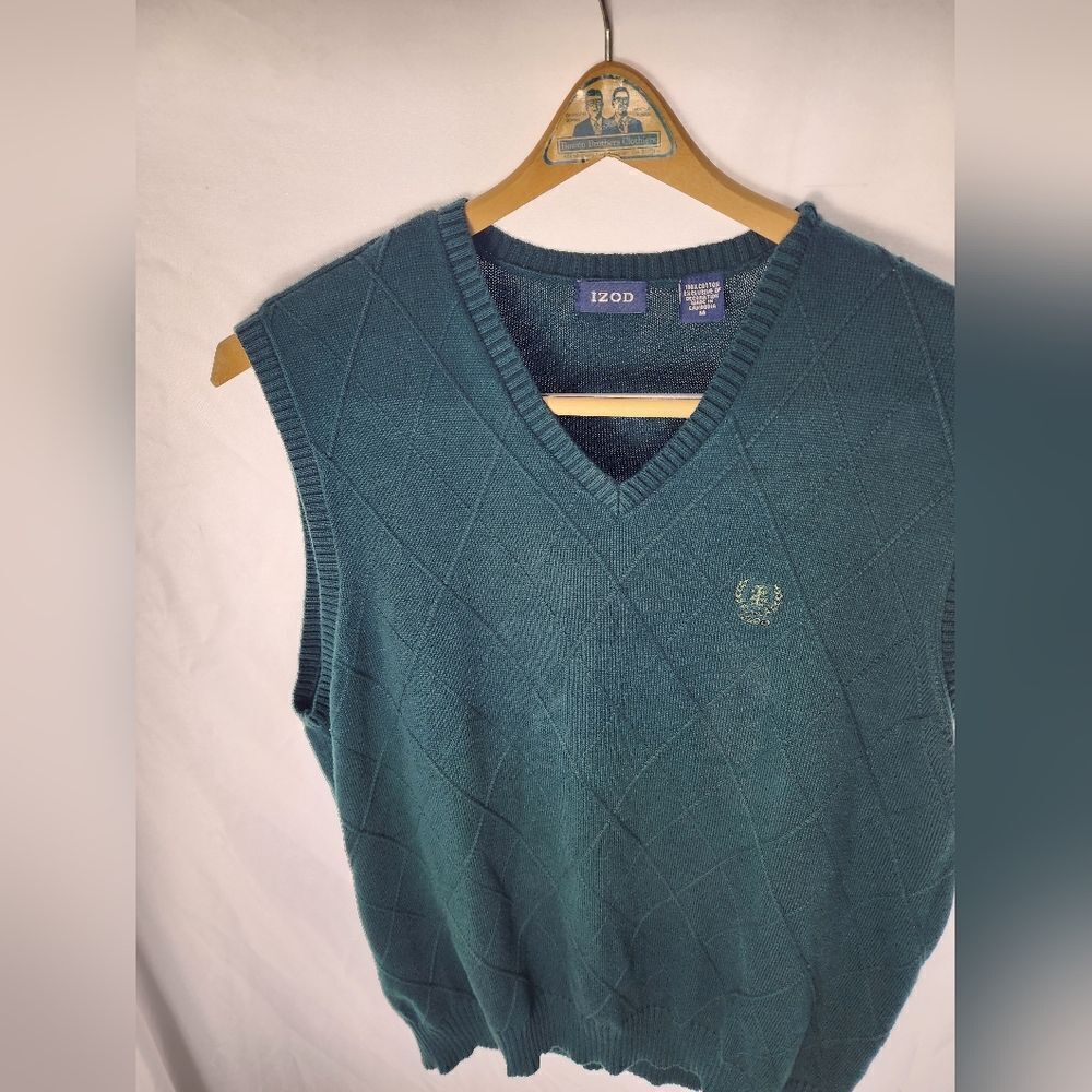 Vintage Diamond Pattern IZOD Preppy Hunter Green V Neck Sweater Vest Size M